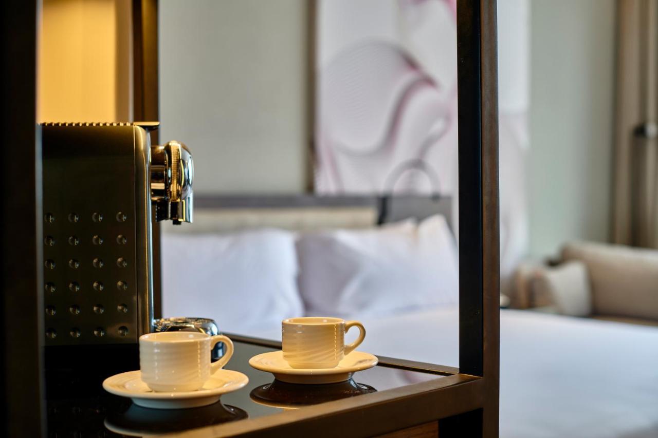 Crowne Plaza - West Cairo Arkan By Ihg 6th of October City エクステリア 写真 A Nespresso machine in a hotel room